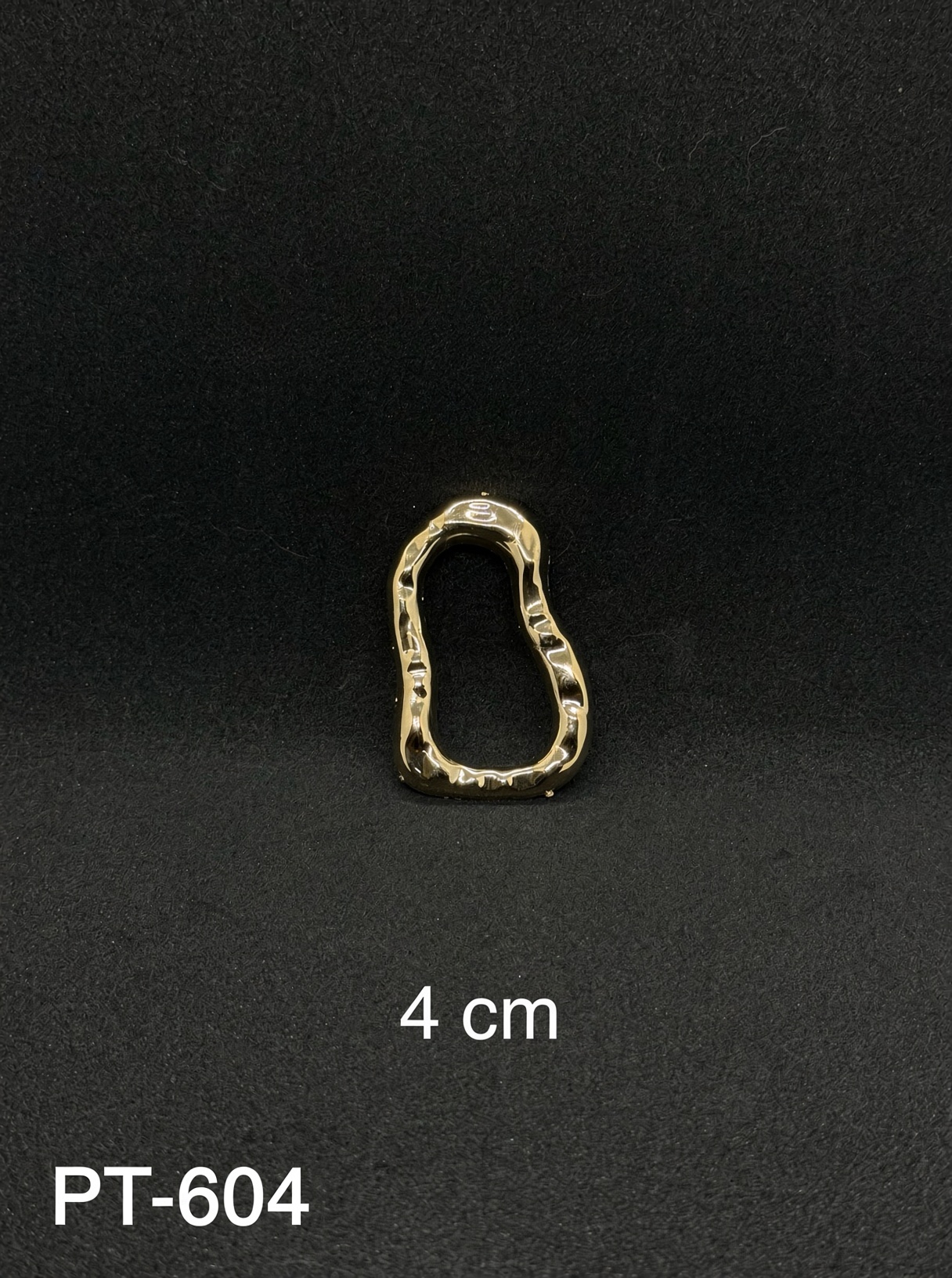 Metal-Look Ring
