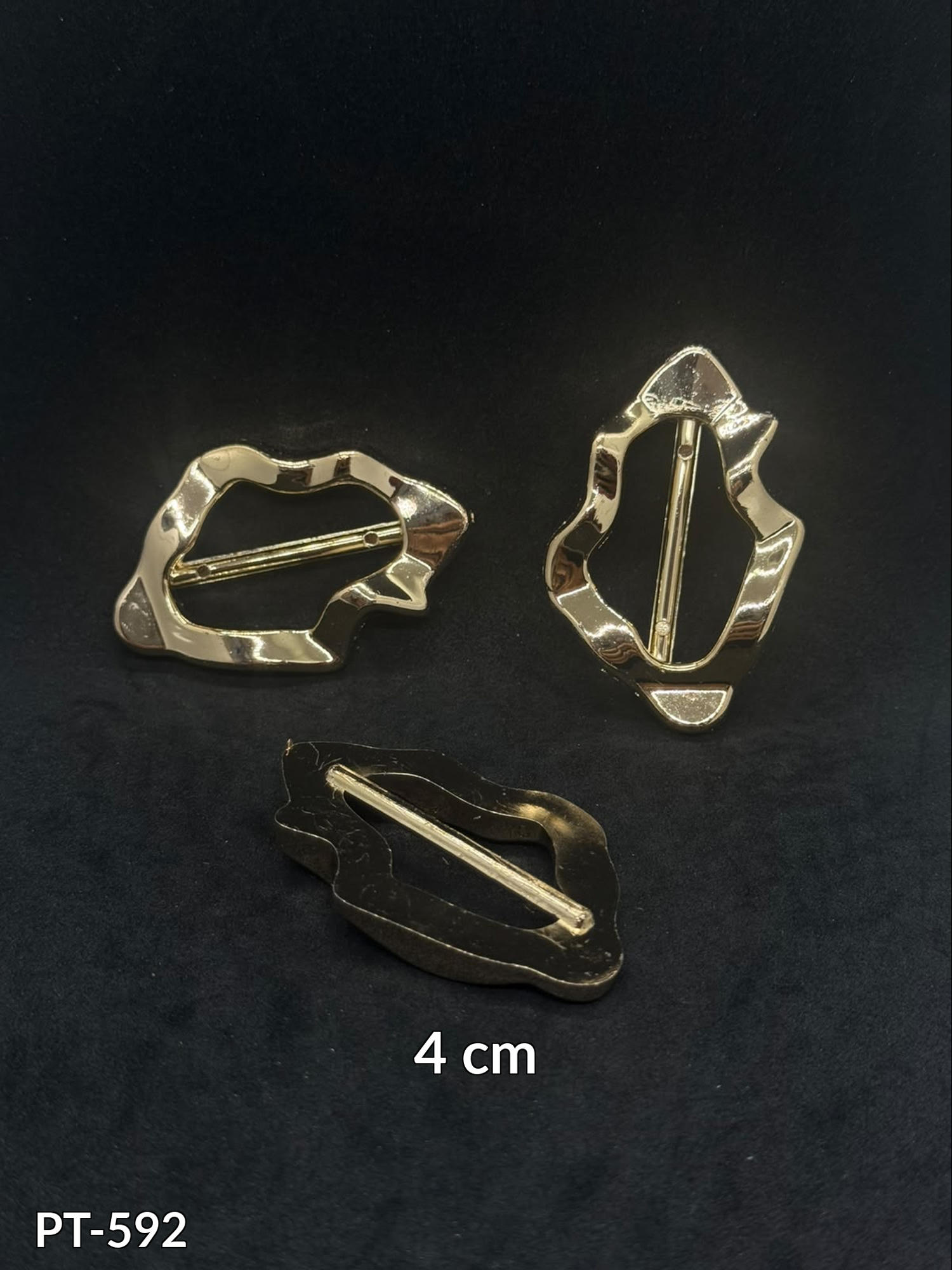 Metallized Asymmetric Buckle