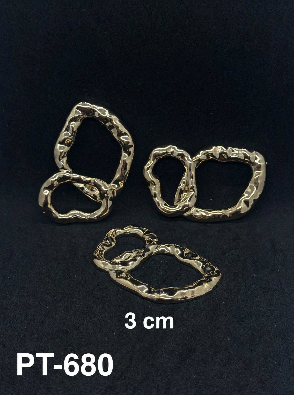 Metal-Look Ring