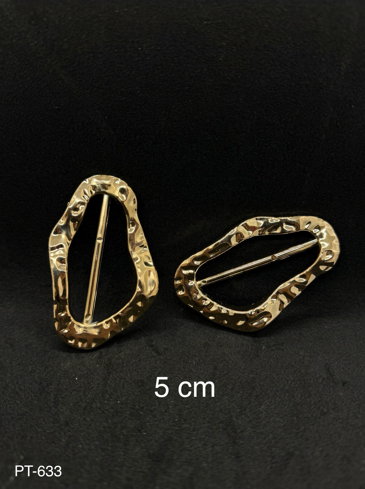 Metallized Asymmetric Buckle