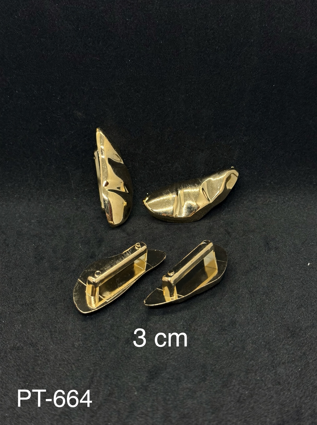 إكسسوار ممعدن بجسر خلفي